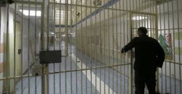 Δομοκός: Βρήκαν κινητά μέσα σε κελιά