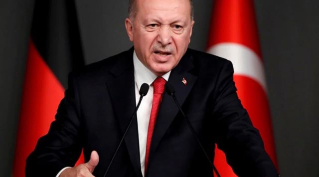 Reuters: Καταρρέει η τουρκική λίρα - Σε οικονομικό αδιέξοδο ο Ερντογάν