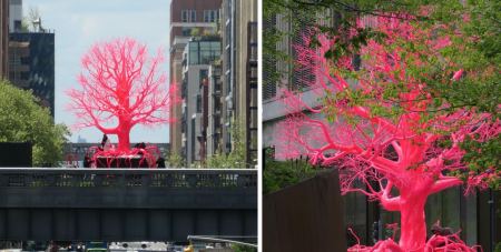 Νέα Υόρκη: Τι γυρεύει ένα τεράστιο ροζ δέντρο ανάμεσα στους ουρανοξύστες; (ΦΩΤΟ)