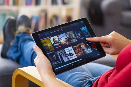 Netflix: Οι άγνωστοι κωδικοί για να «ξεκλειδώσετε» χιλιάδες ταινίες και σειρές