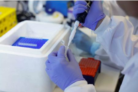 Εγκρίθηκε το πρώτο τεστ DNA που εντοπίζει την προδιάθεση για δεκάδες μορφές καρκίνου
