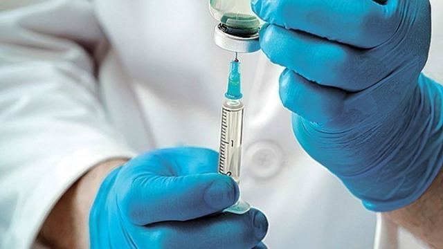Κορωνοϊός: Η ΕΕ θα επιταγχύνει εγκρίσεις εμβολίων προσαρμοσμένων σε παραλλαγές του ιού