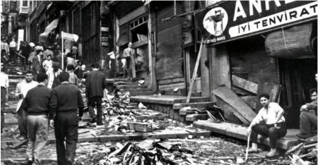 Σεπτεμβριανά 1955: Καταστροφές και βία από τον τουρκικό όχλο κατά των Ελλήνων της Κωνσταντινούπολης