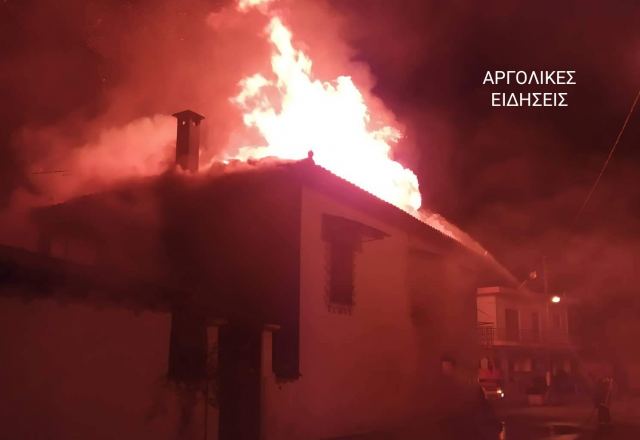 Φόβοι για δύο νεκρά αδέρφια από φωτιά σε σπίτι - Εικόνες που κόβουν την ανάσα