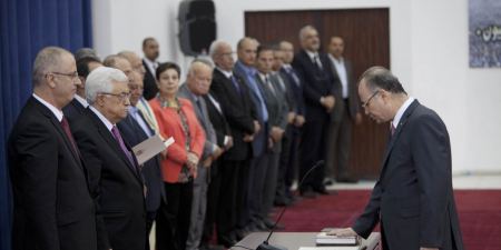 Παλαιστίνη: Ο οικονομολόγος Μοχάμεντ Μουστάφα αναλαμβάνει νέος πρωθυπουργός