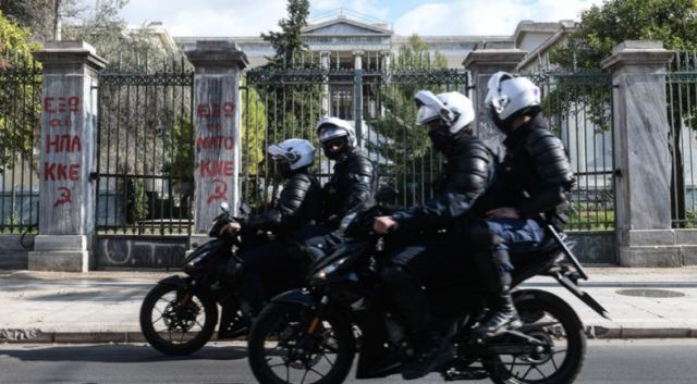 Δημοσκόπηση MARC: Το 60,5% λέει ναι στην Αστυνομία στα πανεπιστήμια