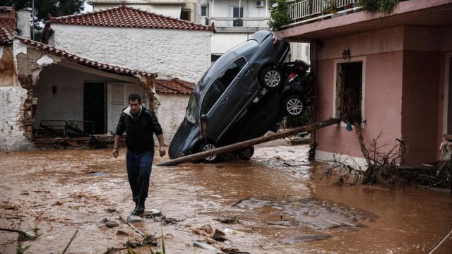 H Δούρου και άλλοι 9 ως ύποπτοι για τις πλημμύρες στη Μάνδρα