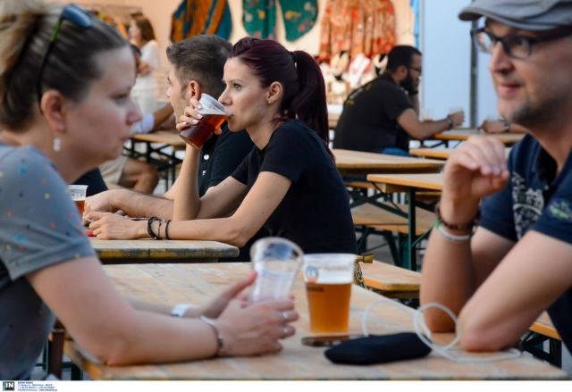 Ο κορωνοϊός βάζει λουκέτο στις μπυραρίες της Γερμανίας - Πλήρης καταστροφή σε μπαρ και εστιατόρια