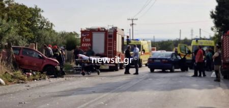 Θεσσαλονίκη: Σοβαρό τροχαίο με δυο τραυματίες – Μια γυναίκα έχει εγκλωβιστεί στο αυτοκίνητο