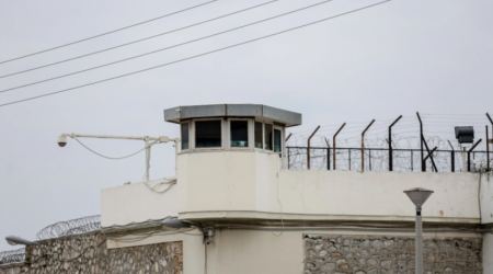 Κρατούμενος... influencer έκανε live στο TikTok μέσα από τις φυλακές Κορυδαλλού