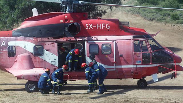 A helicopter was flown to the injured woman on Mount Dirfis