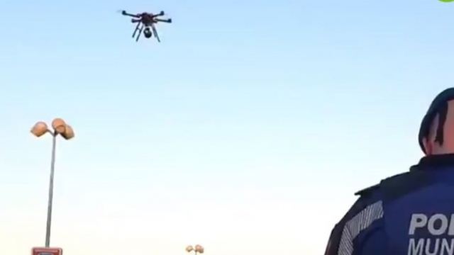 Κορωνοϊός: Drones στην Ισπανία ζητούν από τους πολίτες να μείνουν στα σπίτια τους