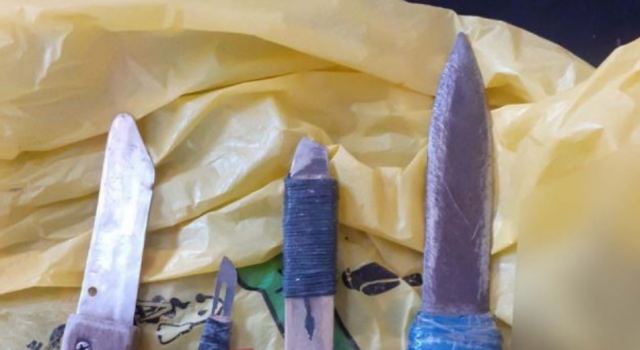 Φυλακές Κορυδαλλού: Μαχαίρια, κατσαβίδια και σουβλιά έκρυβαν σε ειδικό χώρο οι κρατούμενοι