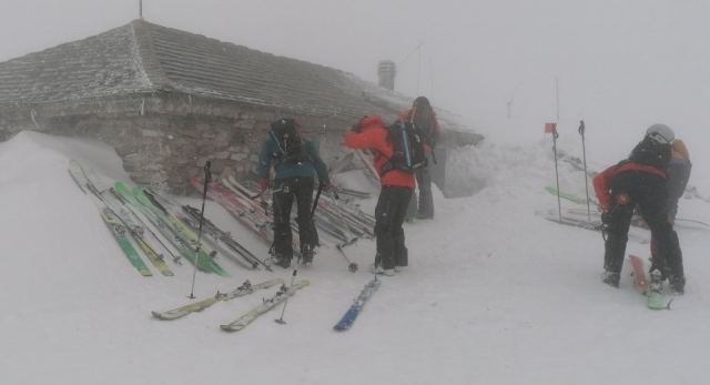 Θρήνος: Γιατροί από Λάρισα οι ορειβάτες που καταπλακώθηκαν από χιονοστιβάδα