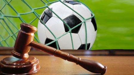 Χρηματική ποινή για τον οπαδό που τραυμάτισε το διαιτητή στη Μακρακώμη
