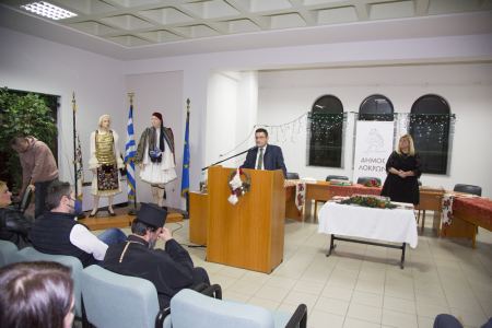 Δήμος Λοκρών: Βραβεύτηκαν οι επιτυχόντες στην τριτοβάθμια εκπαίδευση της Δ.Ε. Δαφνουσίων