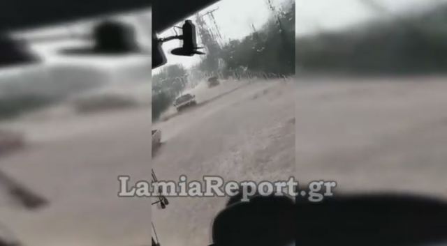 Κινδύνεψαν άνθρωποι στην εθνική οδό Λαμίας - Καρπενησίου - ΒΙΝΤΕΟ