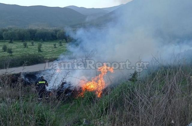 Στυλίδα: Έτρεχε η πυροσβεστική για πυρκαγιά σε ξερά χόρτα στην εθνική (ΦΩΤΟ)