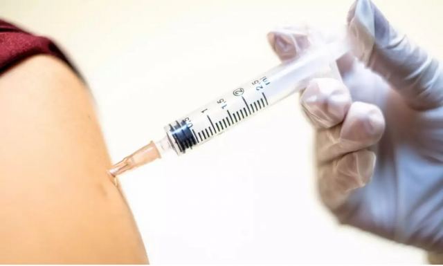 Κορωνοϊός: Τι να κάνετε τις δύο μέρες πριν το εμβόλιο για να ”πιάσει” καλύτερα