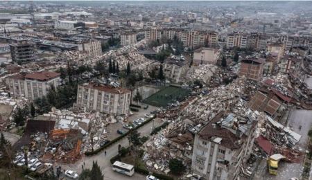 Σεισμός στην Τουρκία: Μετατοπίστηκε κατά 3 μέτρα η τεκτονική πλάκα - Ξεπέρασαν τους 2.300 οι νεκροί