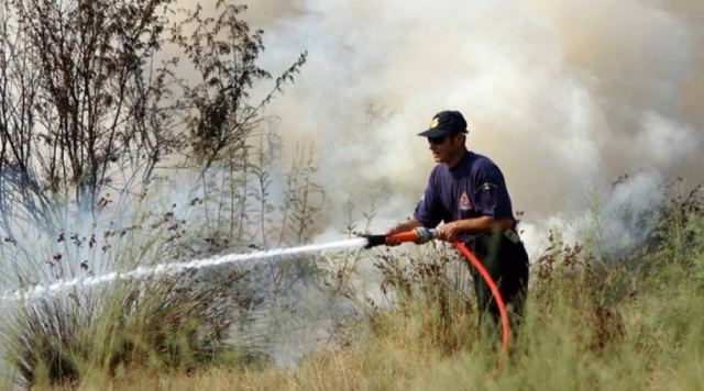 Συναγερμός και στη Μεσσηνία: Μάχη με πυρκαγιά δίνουν οι πυροσβέστες