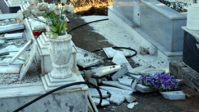 Σοκ: Βεβήλωσαν τάφους στη Μεσσηνία - Ξέθαψαν νεκρή