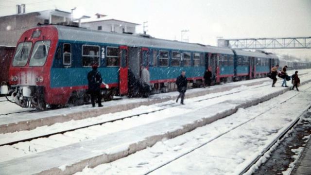 Φθιώτιδα: Ο χιονιάς εγκλώβισε τρένο με 300 επιβάτες στο Δομοκό