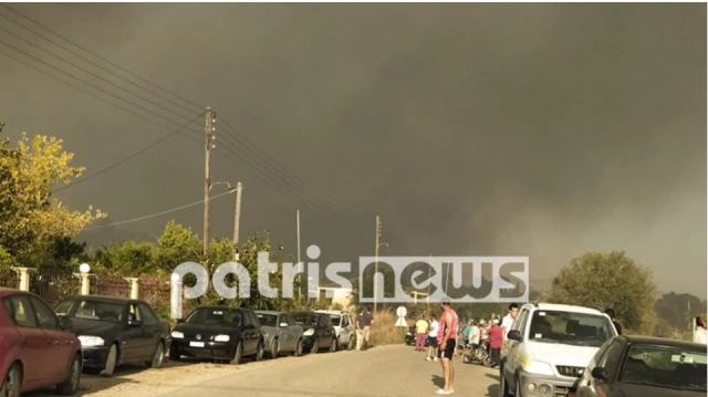 Νέα μεγάλη πυρκαγιά στην Ηλεία – Απειλούνται σπίτια στην Δάφνη, ζητήθηκε εκκένωση [Eικόνες – Βίντεο]