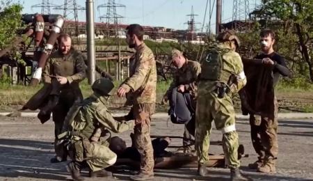 Η Μαριούπολη έπεσε 83 μέρες μετά - Βίντεο από τη στιγμή που οι Ουκρανοί μαχητές αποχωρούν από το Azovstal