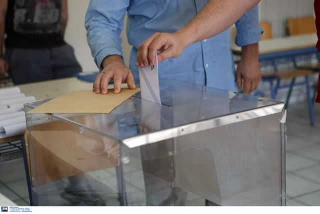 Δημοσκόπηση: Πολιτική κυριαρχία Μητσοτάκη - Προβάδισμα 18 μονάδων της ΝΔ από τον ΣΥΡΙΖΑ