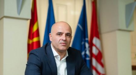 Παραιτείται την επόμενη βδομάδα ο πρωθυπουργός στα Σκόπια