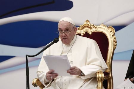 Μέση Ανατολή: “Θερμή έκκληση” του πάπα Φραγκίσκου να μην κλιμακωθεί η βία