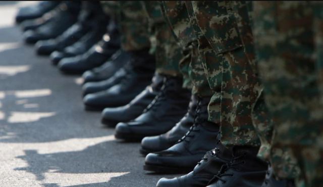 Αύξηση θητείας στο Στρατό Ξηράς κατά τρεις μήνες - Για ποιους παραμένει στους 9 μήνες