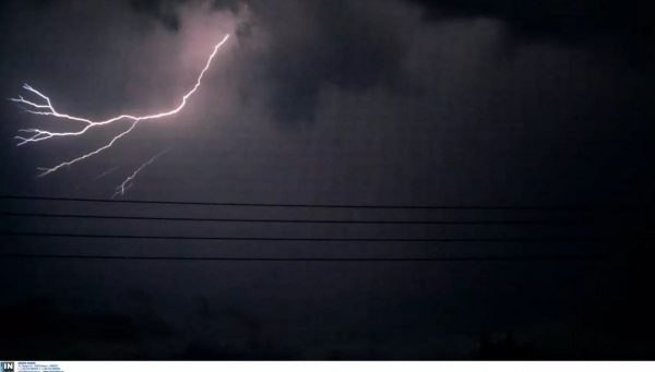 Νέο κύμα κακοκαιρίας ξεκινάει από σήμερα - Οι περιοχές που θα πληγούν, η πρόγνωση για την 28η Οκτωβρίου