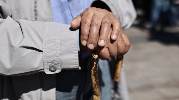Νέα απίστευτη απάτη στη Λαμία: Ο «αστυνομικός» που θα τον προστάτευε του άρπαξε 80.000 ευρώ!
