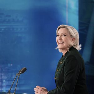 Η Λεπέν πέτυχε ιστορική νίκη στη Γερουσία και επελαύνει στις δημοσκοπήσεις -Η Γαλλία μπροστά σε νέα πολιτική πραγματικότητα