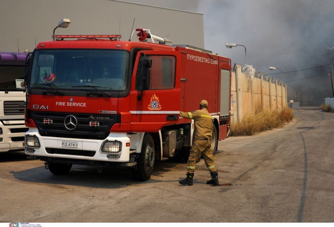Πυρκαγιά σε εκκοκκιστήριο βαμβακιού στα Φάρσαλα