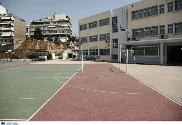 Συνεργεία σε 426 σχολεία από 15/6 – Σε αναβαθμισμένο περιβάλλον οι μαθητές τον Σεπτέμβριο μέσω του προγράμματος «Μαριέττα Γιαννάκου»