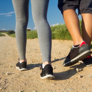 Διαλειμματικό περπάτημα: Το ιαπωνικό μυστικό που υπόσχεται απώλεια βάρους και περισσότερη δύναμη