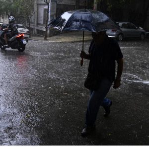 Ήχησε το 112 στο Βόρειο Αιγαίο, για περιορισμό των μετακινήσεων λόγω της κακοκαιρίας