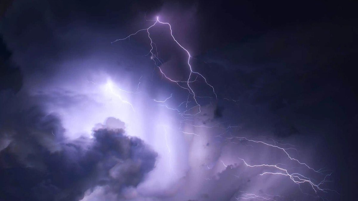 Έκτακτο δελτίο επιδείνωσης καιρού: Ισχυρές καταιγίδες και βροχές από αύριο - Οι περιοχές που θα έχουν έντονα φαινόμενα