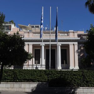 Η Τεχνητή Νοημοσύνη μπαίνει στο Μαξίμου: Συγκροτείται ολιγομελής startup που θα δημιουργεί εφαρμογές για το Δημόσιο