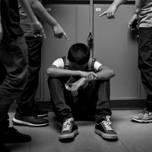 Βια ανηλίκων στη Λαμία - Ας πάρουμε μέτρα πριν είναι αργά