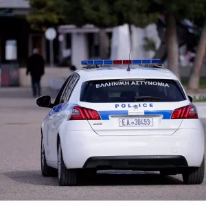 Ιωάννινα: 70χρονος παρέσυρε 69χρονη με το αυτοκίνητό του και την εγκατέλειψε – Οδηγούσε υπό την επήρεια αλκοόλ
