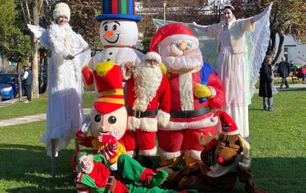 Σε λίγο στην Πλατεία Πάρκου ξεκινάει η «Χριστουγεννιάτικη Παραμυθοχώρα»