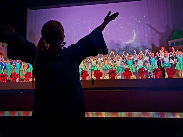 Σήμερα Σάββατο το Παιδικό μιούζικαλ "Το Βασίλειο των Ευχών" στο Δημοτικό Θέατρο Λαμίας