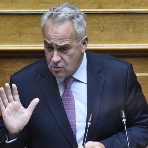 Βορίδης: «Σε κράτηση οι παράνομοι μετανάστες για να απομακρυνθούν» – Αυστηροποιείται ο νόμος