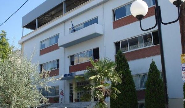 Με προσωπικό ασφαλείας θα λειτουργήσει σήμερα η ΔΟΥ Λαμίας