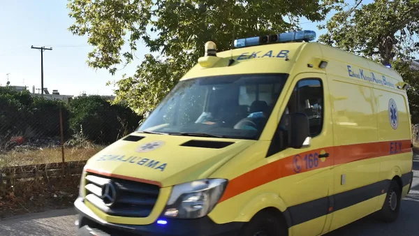 Θέσεις οδηγών ασθενοφόρων για τα Κέντρα Υγείας Θεσσαλίας - Στερεάς Ελλάδας