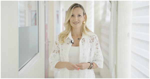 Κέντρο Ξένων Γλωσσών "ΚΑΡΑΓΚΟΥΝΗ ΓΕΩΡΓΙΑ": Μπες και εσύ στην τάξη του μέλλοντος!